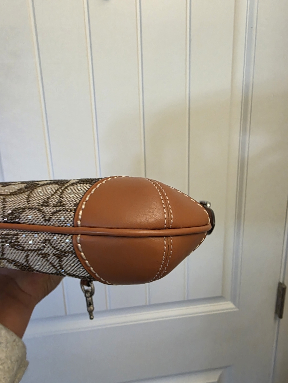 Coach Hamptons Hobo Bag In Crystal Signature Jacquard NWOT - Picture 9 of 16